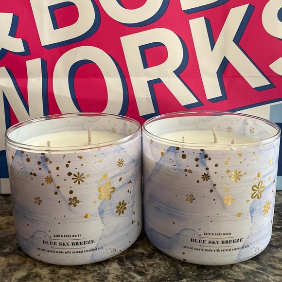 Bath & Body Works Blue sky breeze   3-Wick candles - Picture 5 of 7